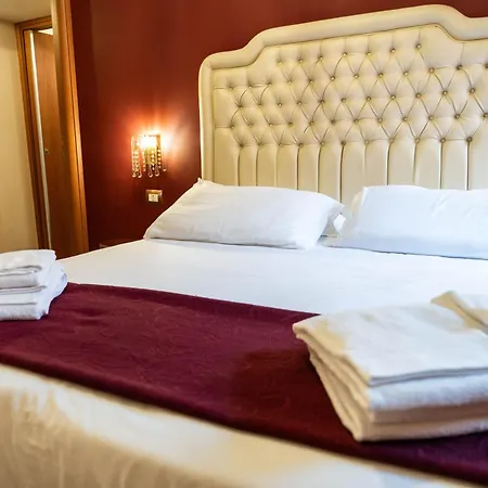 Imperial 3*